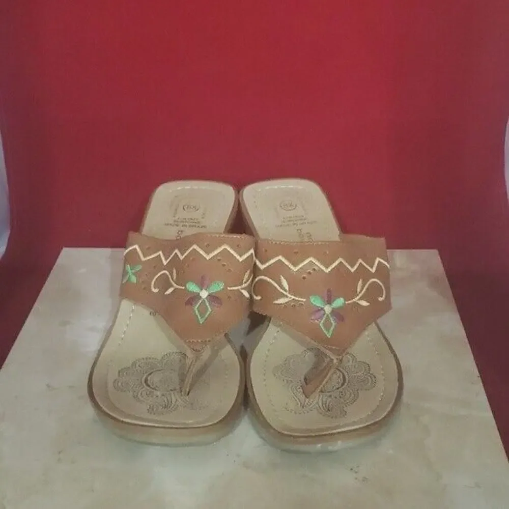 No Boundaries Wedges Floral Wedges - Size 8.5